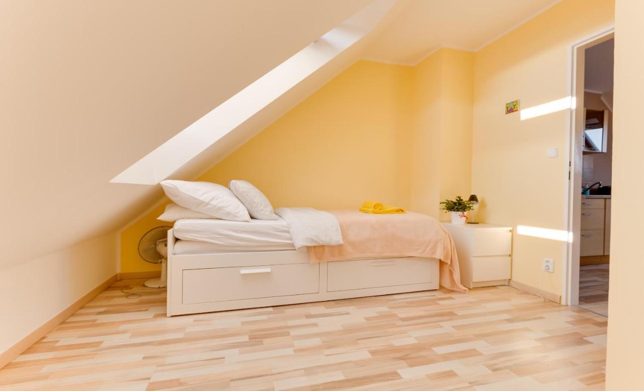 Jane'S Charming Apartment Prague Luaran gambar