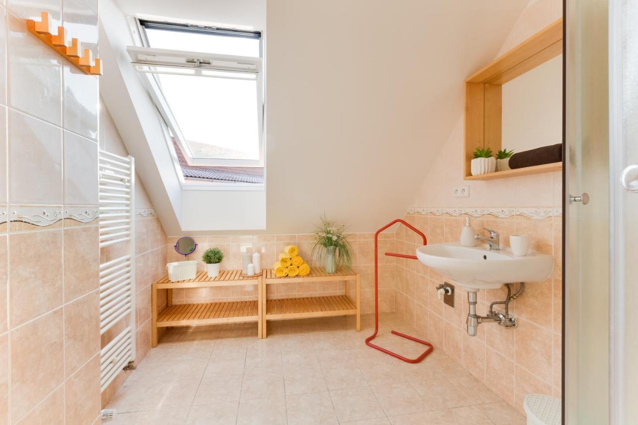 Jane'S Charming Apartment Prague Luaran gambar