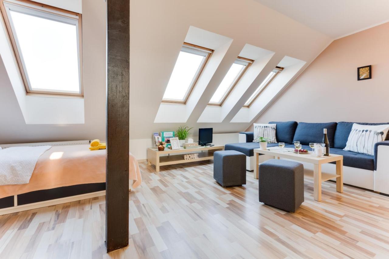 Jane'S Charming Apartment Prague Luaran gambar